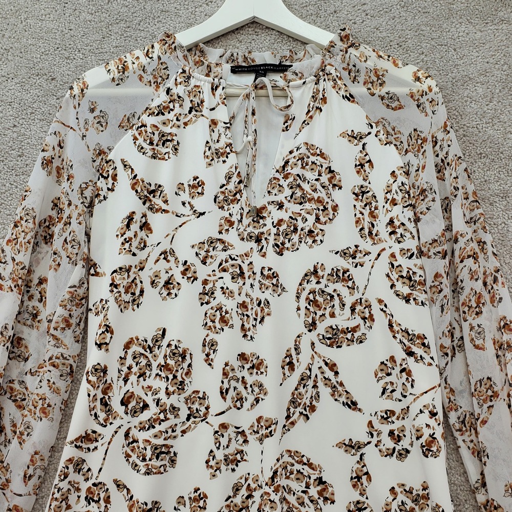 White House Black Market Blouse Women XS White‎ Floral Sheer Sleeve Whymsical